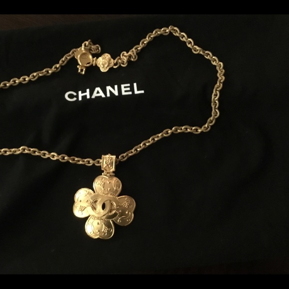 Chanel vintage necklace - Picture 3 of 3